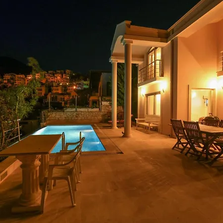 Vila Muhtesem Deniz Manzarali A 0701